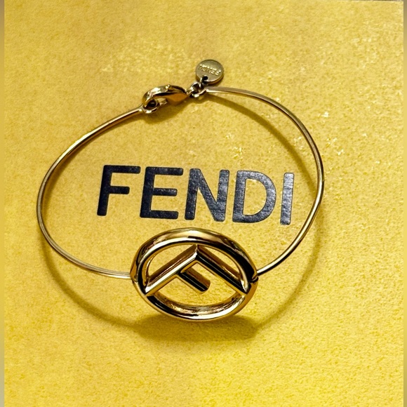 Gold Fendi Bracelet - Picture 4 of 8